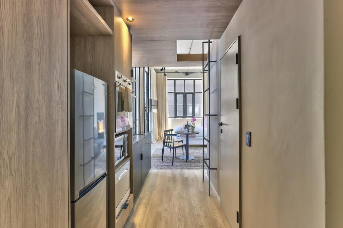 Apartment Charming Corner Unit At The Harri In The East Cape Town