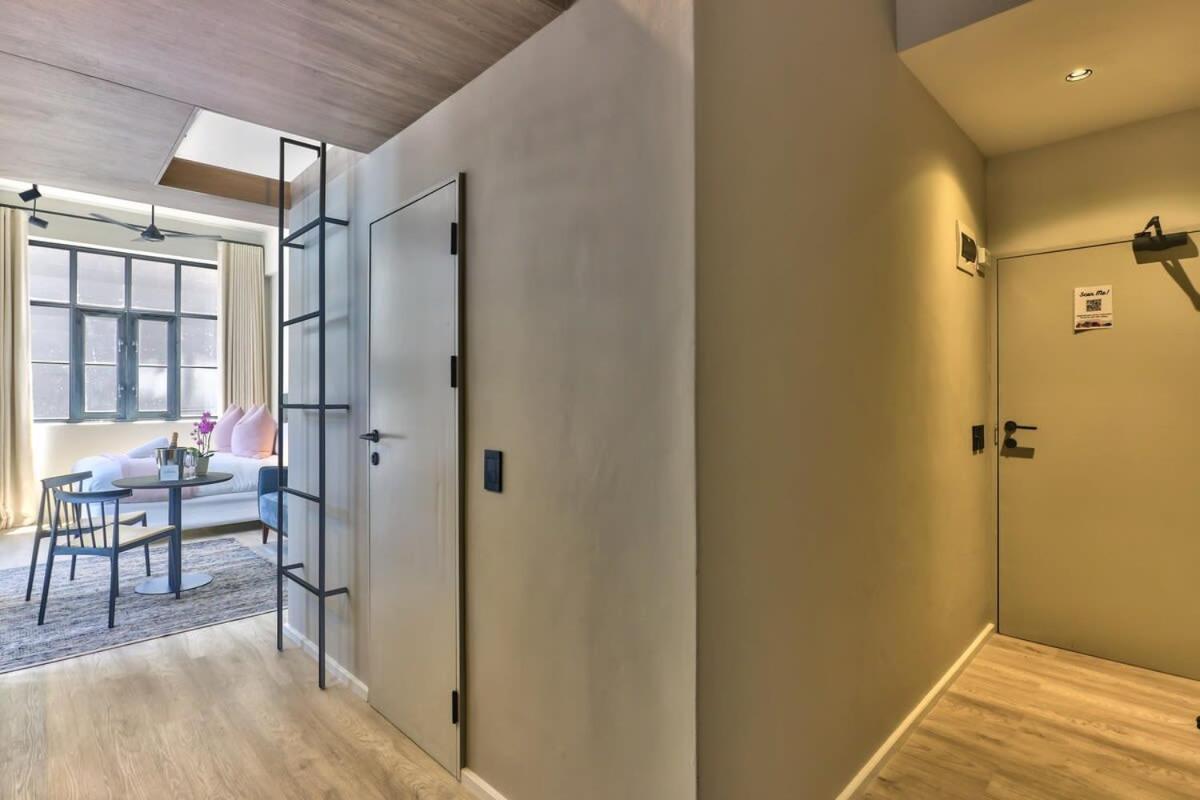 Charming Corner Unit At The Harri In The East *