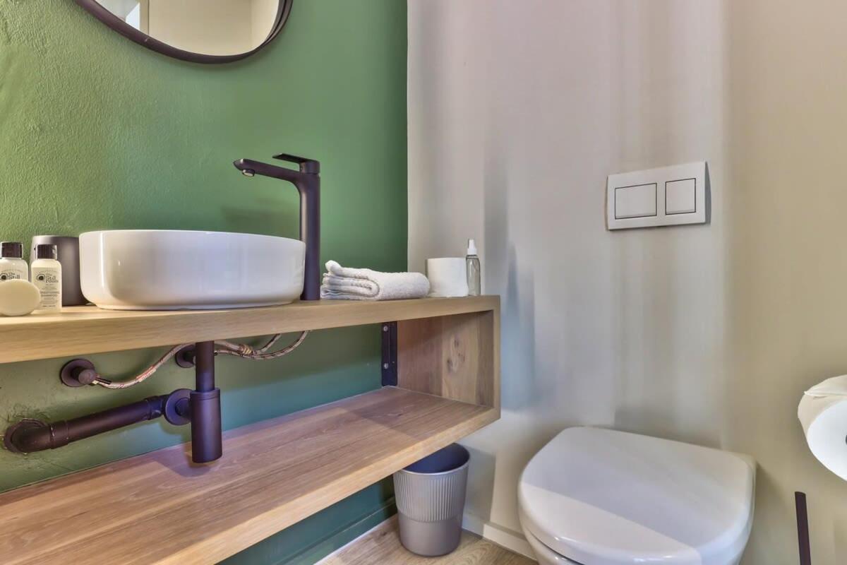 Apartment Charming Corner Unit At The Harri In The East Cape Town